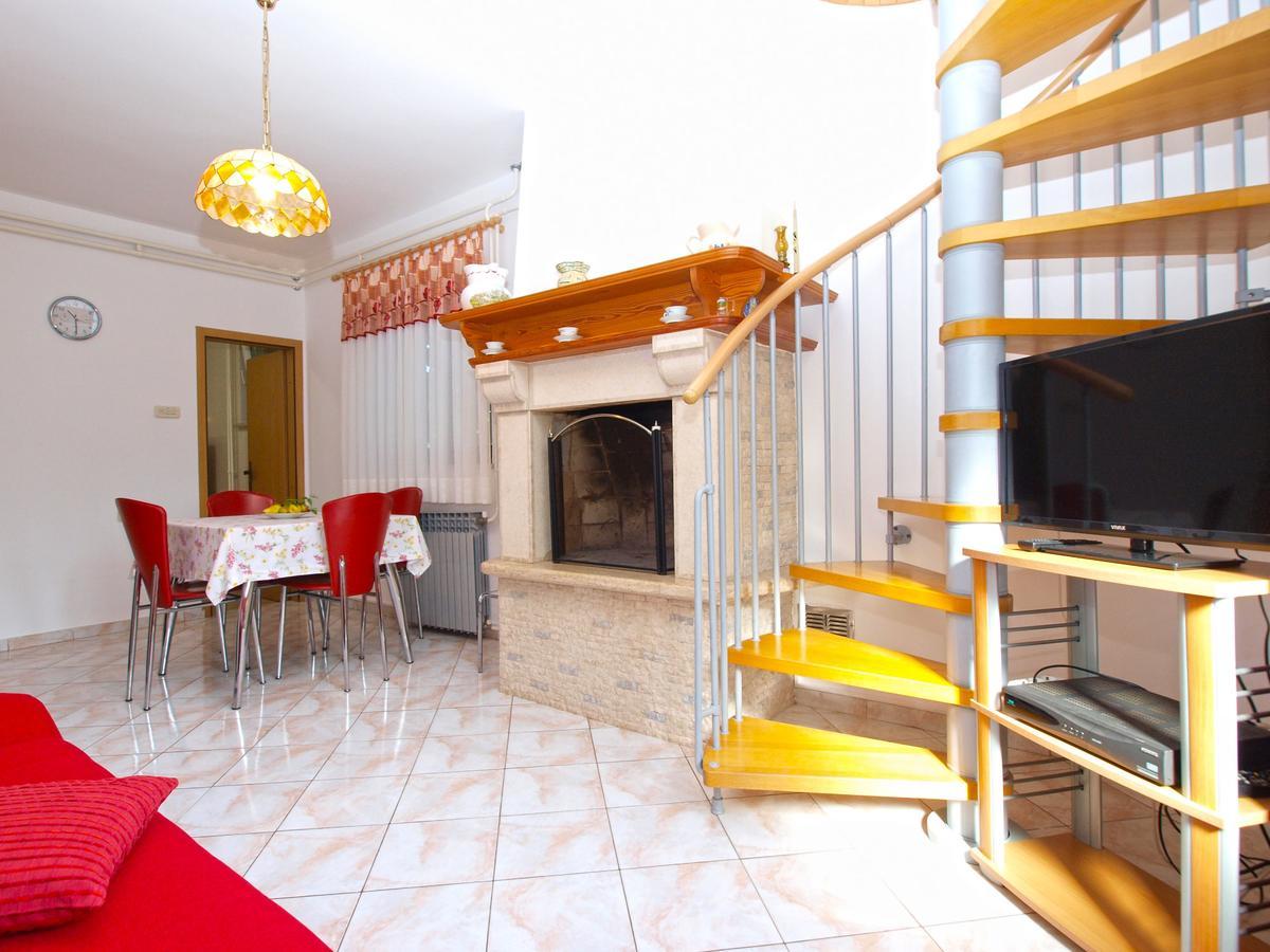 Apartment Nevenka 1482 Medulin Dış mekan fotoğraf